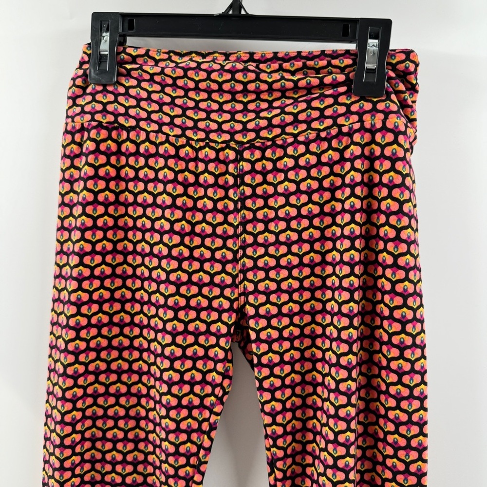 LuLaRoe One Size (OS) Leggings – Buttery Soft Stretchy Printed Leggings - Picture 3 of 5